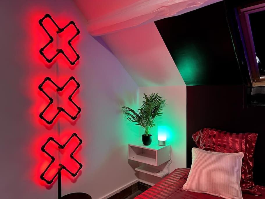 Red Love-Room / Balneo & Plus ! Souppes-sur-Loing Exteriér fotografie